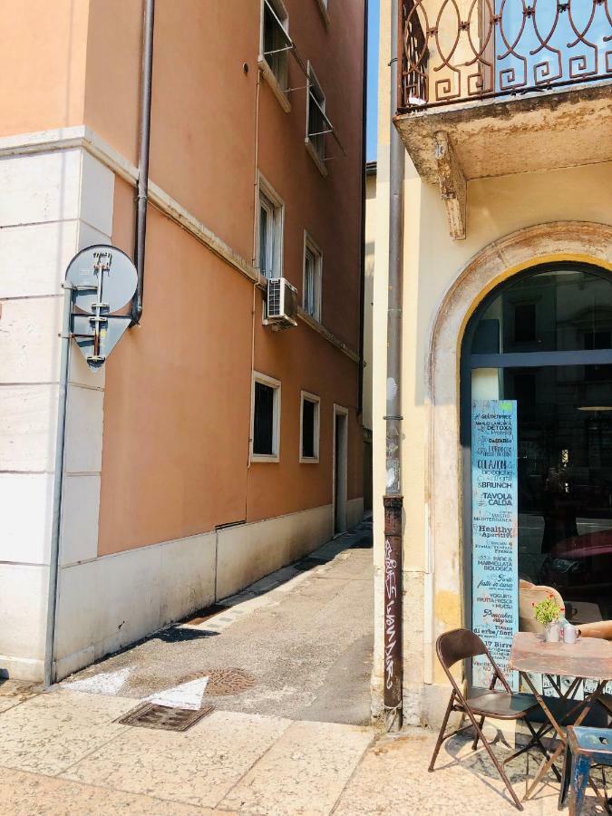 Appartamento Portapalio40 Con Parcheggio Verona Eksteriør billede