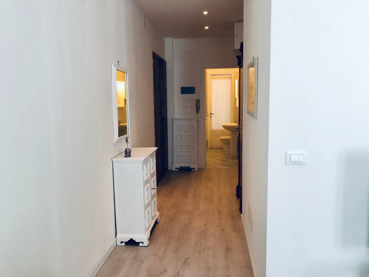 Appartamento Portapalio40 Con Parcheggio Verona Eksteriør billede