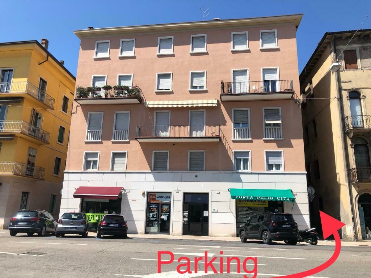 Appartamento Portapalio40 Con Parcheggio Verona Eksteriør billede